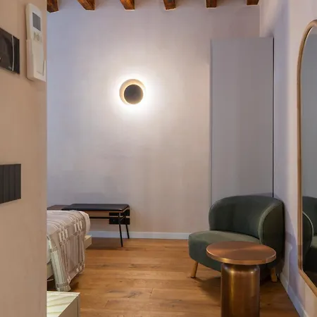 Palazzo Gaspari Heritage Residences * Werona